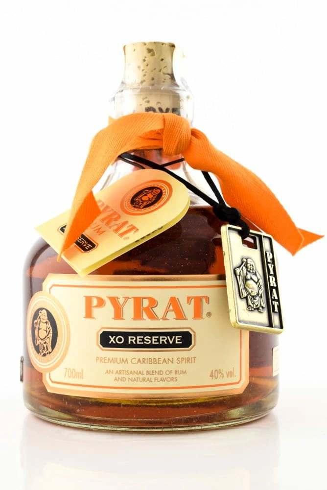 Pyrat XO Reserve 40%vol. 0,7l 3 Pyrat XO Reserve 40%vol. 0,7l
