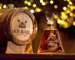 A.H. Riise Signature 43,9%vol. 0,7l -BULLDOG Verkäufe unnamed9J3cjT89kCkBHN 1280x1280